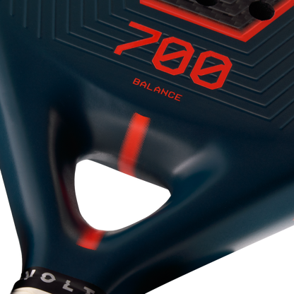 Heart detail of the Volt 700 V5 padel racket, showcasing its new heart design with textured finish, 500 letters and balance detail.